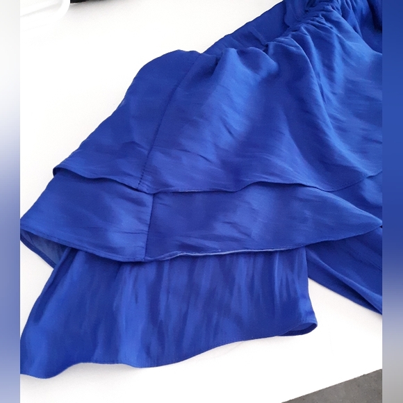 Lilly Pulitzer Off Shoulder Ruffle Blouse - Picture 7 of 8